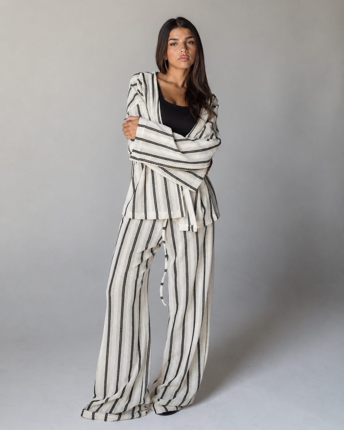 THE Black Cover-Up Set