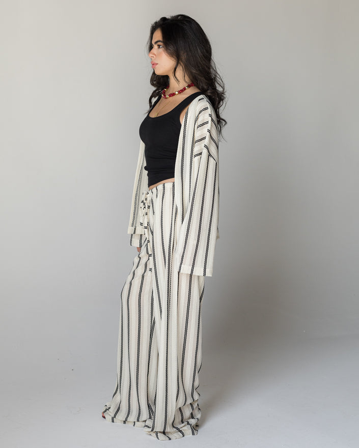 THE Black Cover-Up Set